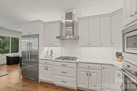 20 Fernridge Court Flat Rock NC 28731