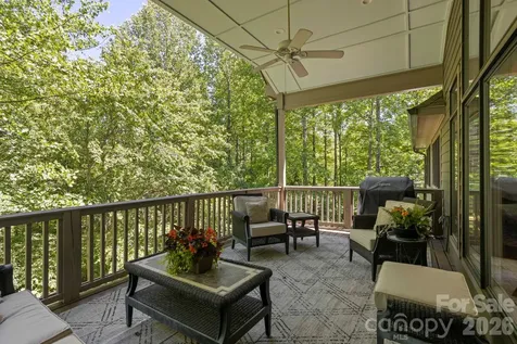 20 Fernridge Court Flat Rock NC 28731
