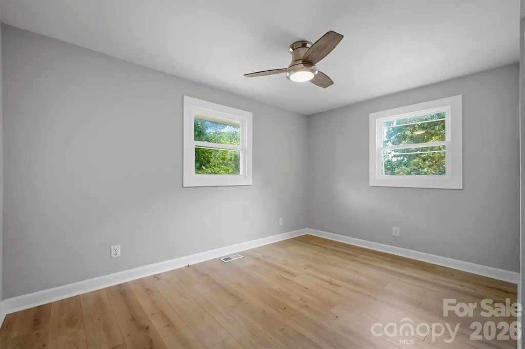 1450 3rd Street Hickory NC 28602