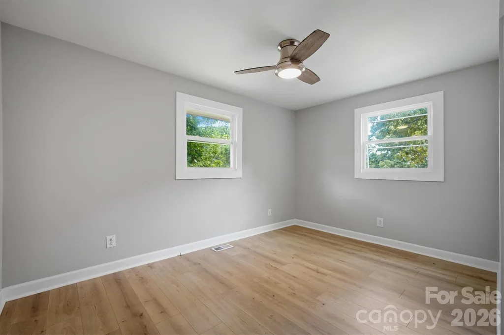 1450 3rd Street Hickory NC 28602