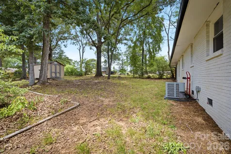 1450 3rd Street Hickory NC 28602
