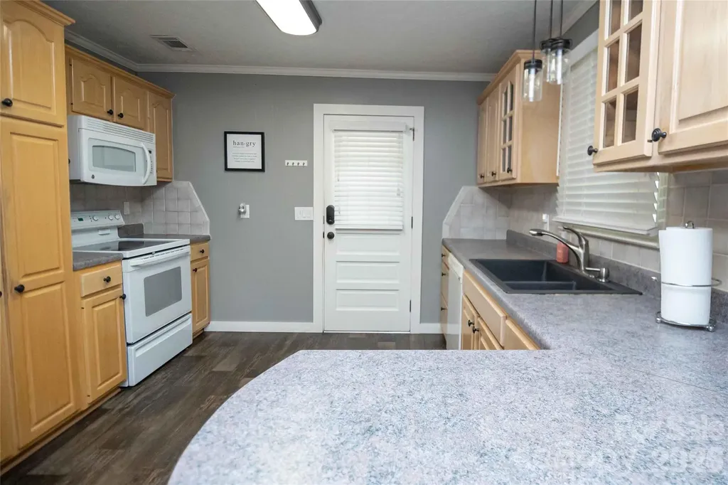 3461 Greentree Acres Road Valdese NC 28690