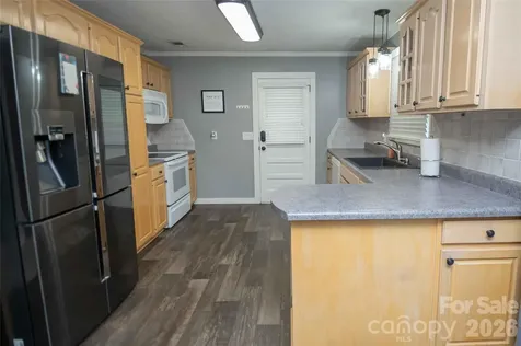 3461 Greentree Acres Road Valdese NC 28690