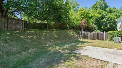 613 Hoskins Ridge Lane Charlotte NC 28216
