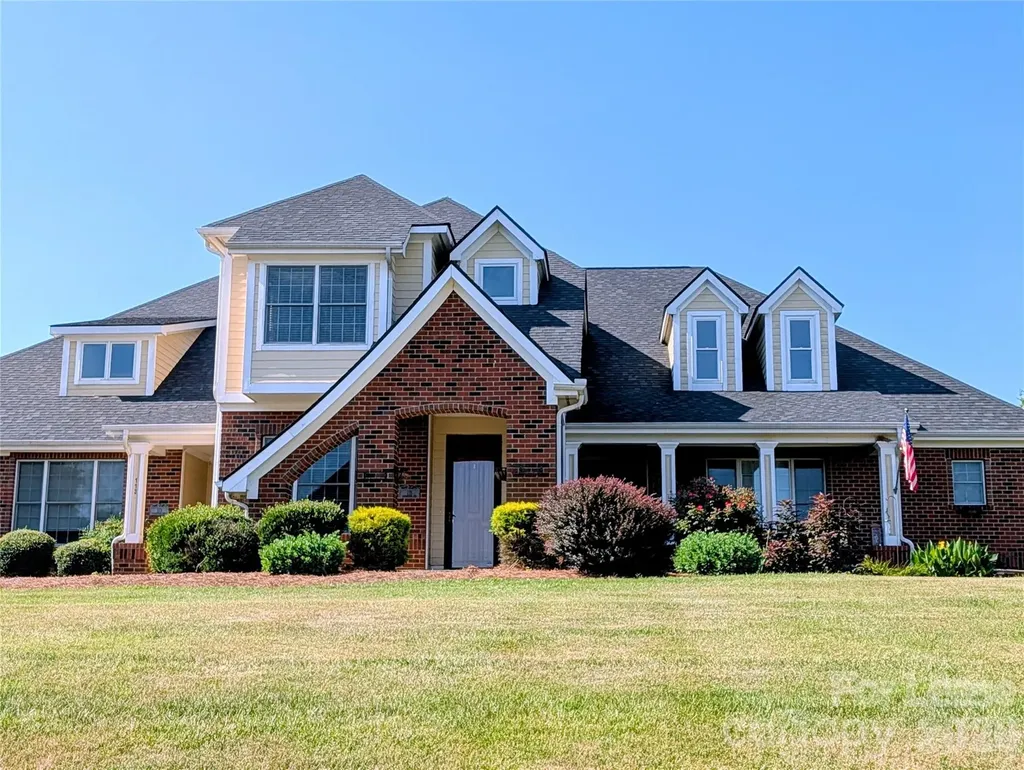 115 Wedge View Way Statesville NC 28677