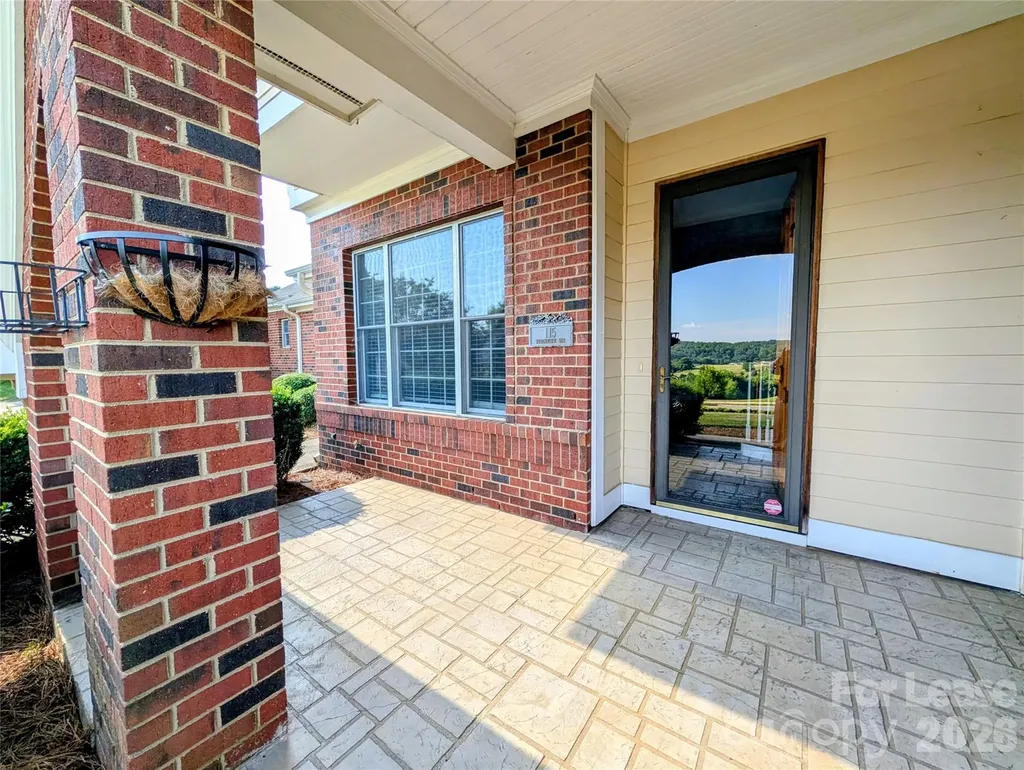 115 Wedge View Way Statesville NC 28677