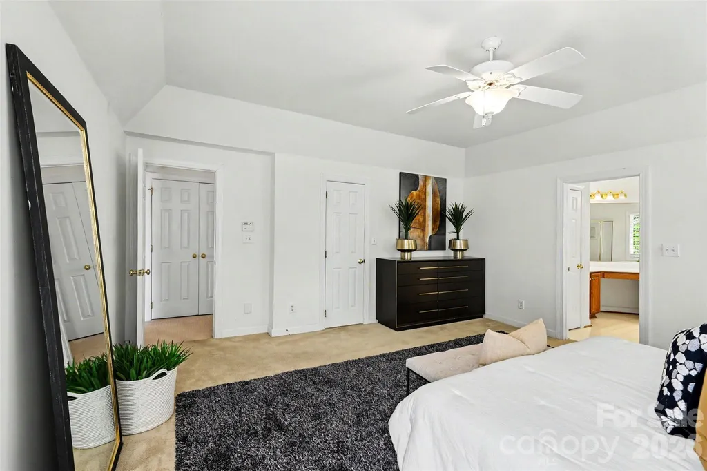 4726 Shannamara Drive Matthews NC 28104
