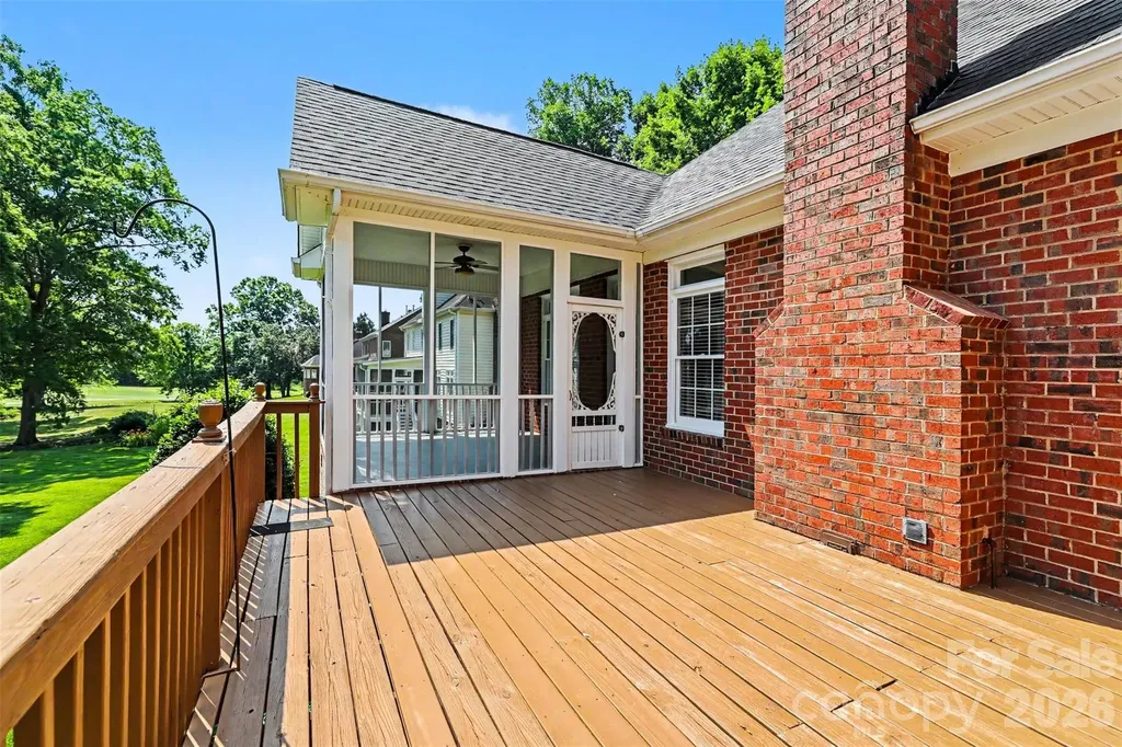 4726 Shannamara Drive Matthews NC 28104