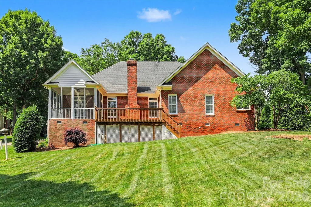 4726 Shannamara Drive Matthews NC 28104
