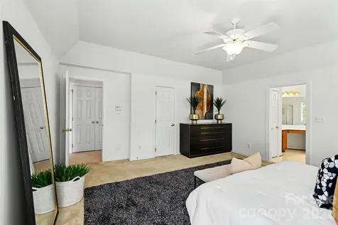 4726 Shannamara Drive Matthews NC 28104