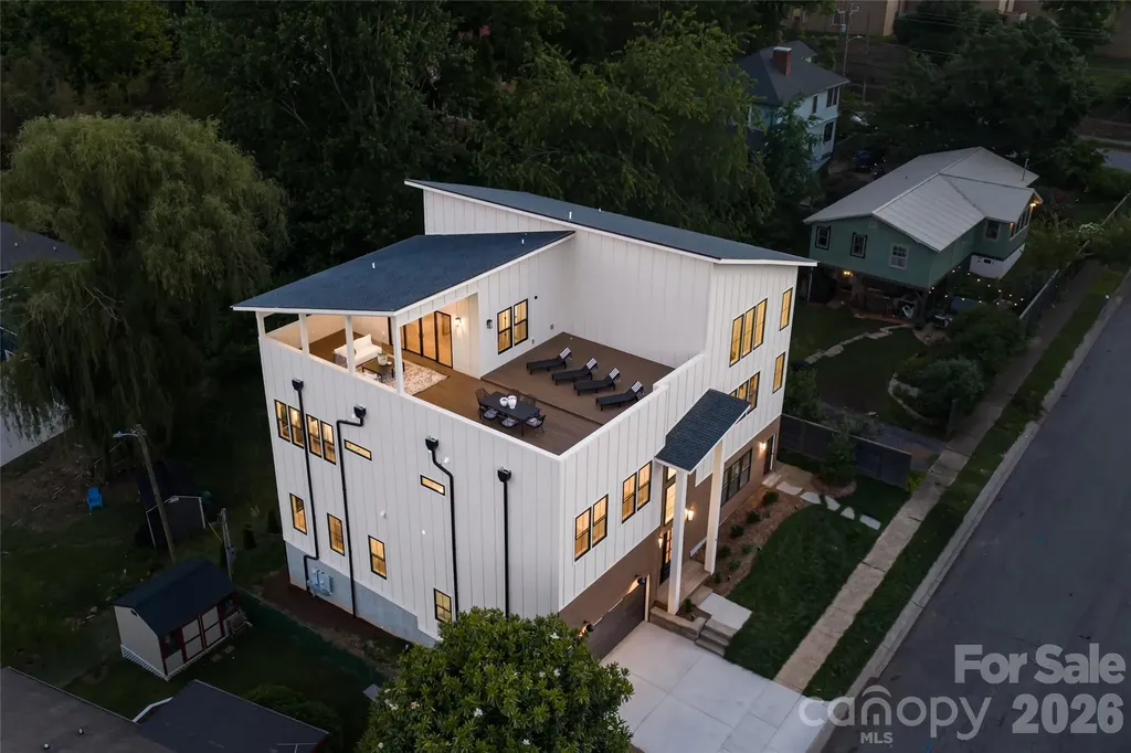 6 Dailey Drive Asheville NC 28801