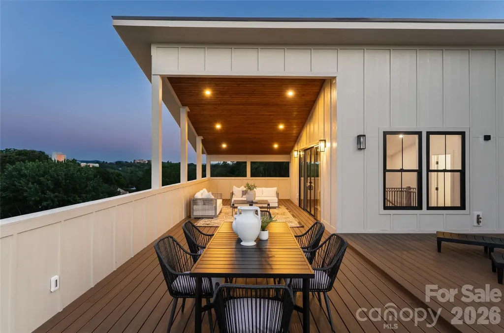 6 Dailey Drive Asheville NC 28801