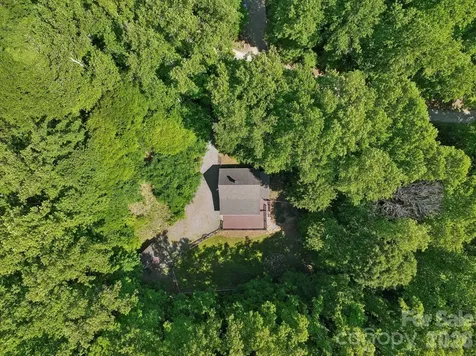 89 Apgar Road Candler NC 28715