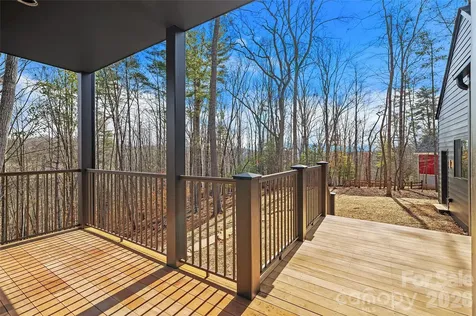 643 Settlers Trail Mars Hill NC 28754
