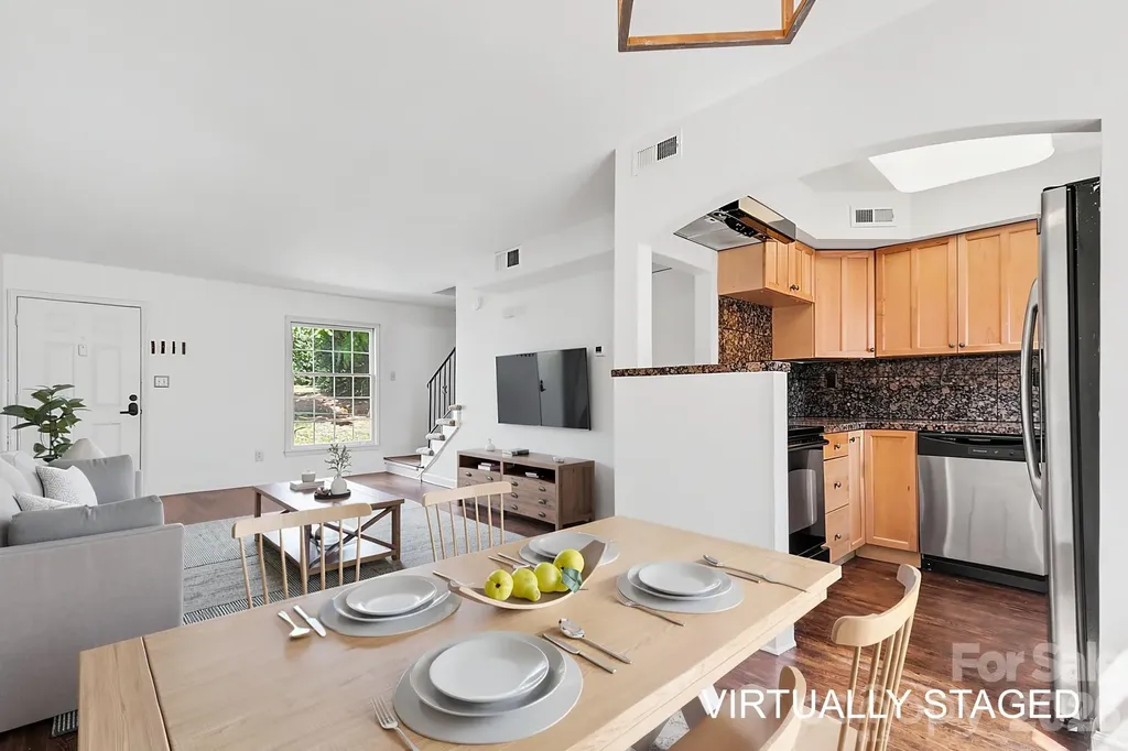 4329 Hathaway Street Charlotte NC 28211