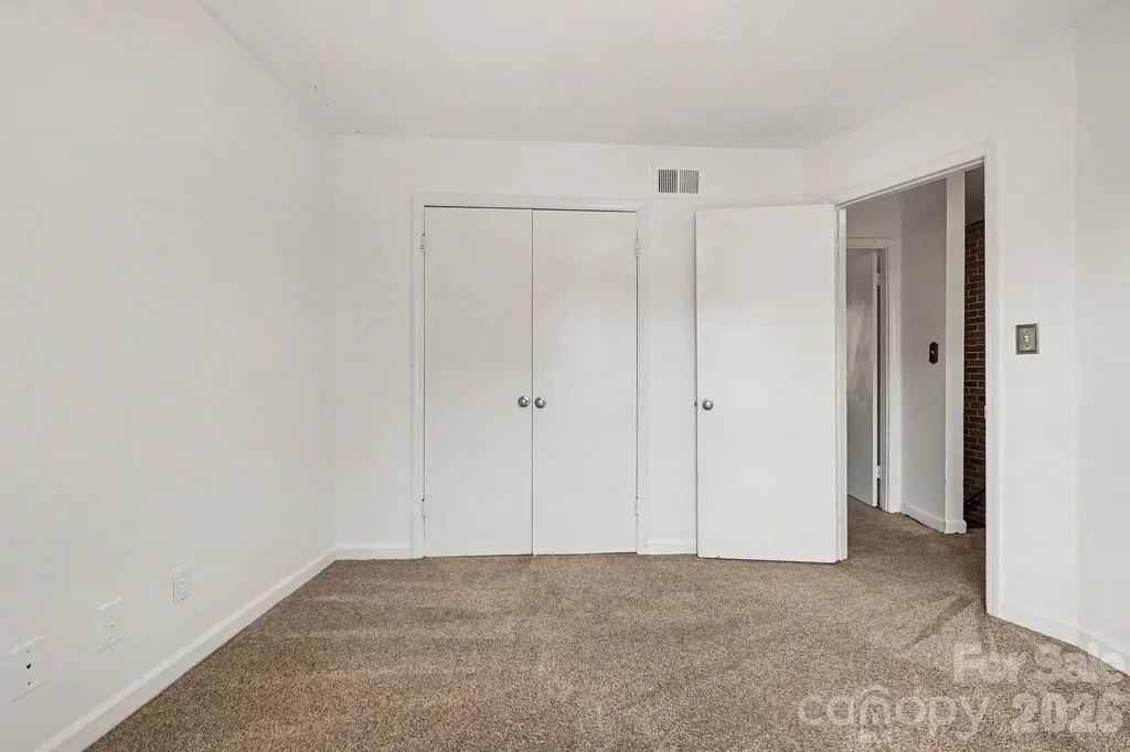 4329 Hathaway Street Charlotte NC 28211