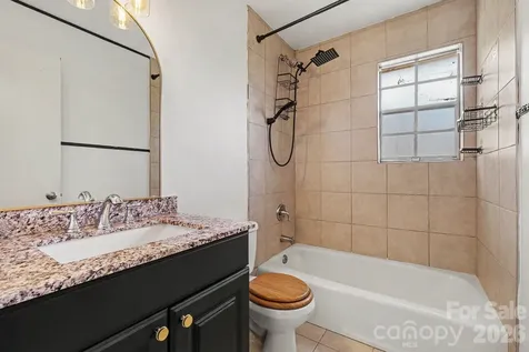 4329 Hathaway Street Charlotte NC 28211