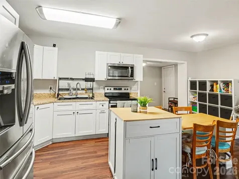325 Amber Court SW Concord NC 28025
