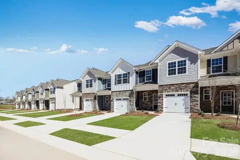 665 Sparano Loop York SC 29745