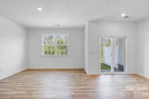 665 Sparano Loop York SC 29745