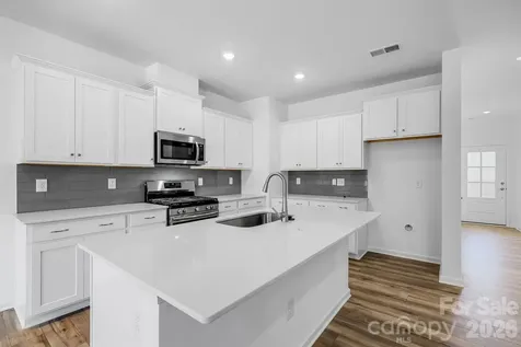 665 Sparano Loop York SC 29745