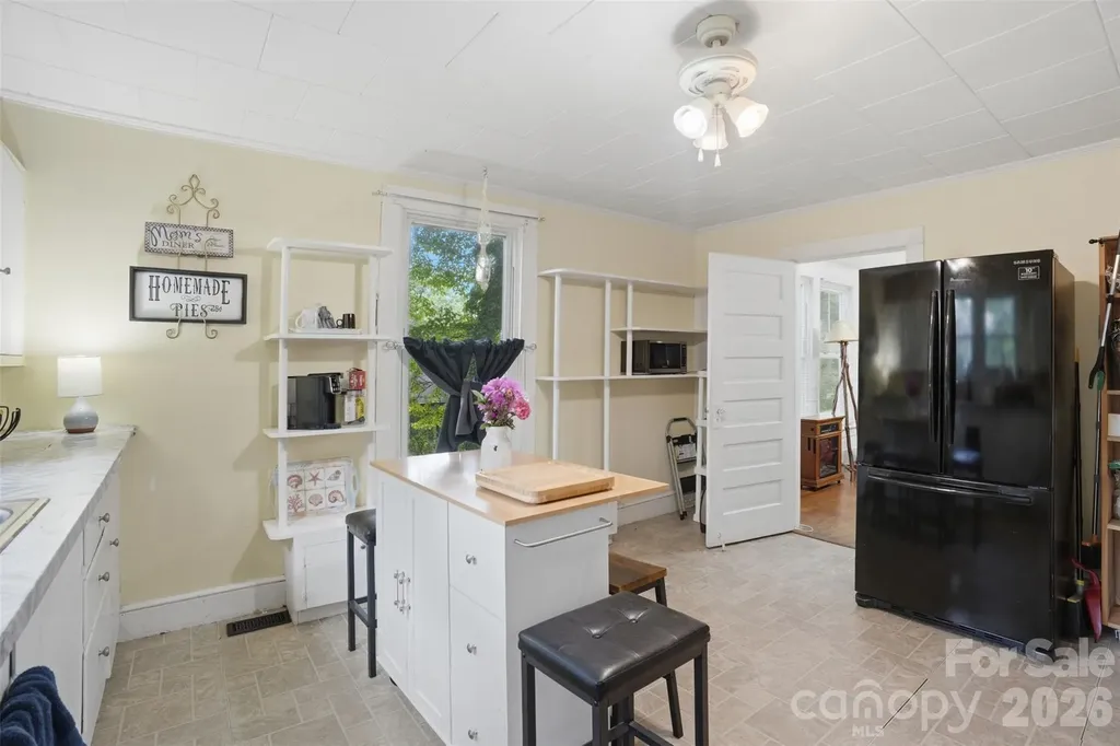 1815 Hemlock Avenue Gastonia NC 28054