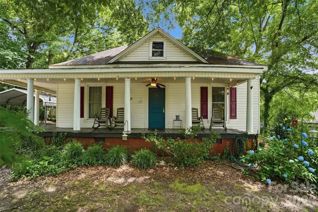 1815 Hemlock Avenue Gastonia NC 28054