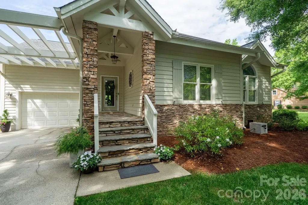 444 Millingport Lane New London NC 28127