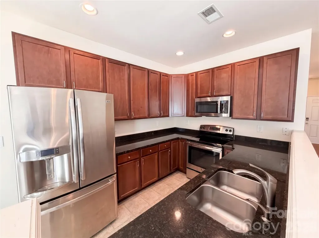 13809 Singleleaf Lane Charlotte NC 28278