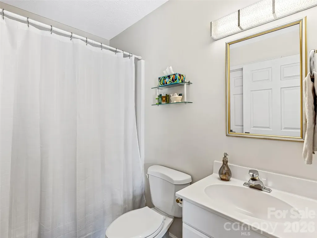 150 Hobby Horse Lane Hendersonville NC 28792