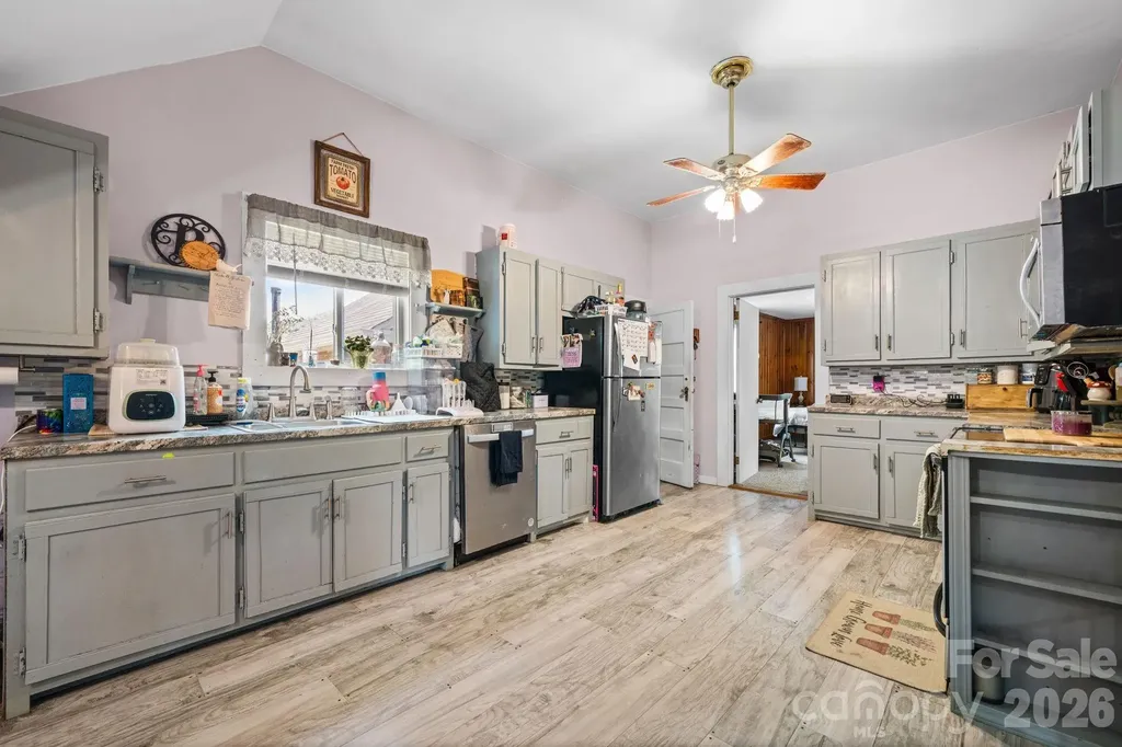 2970 Zacks Fork Road Lenoir NC 28645