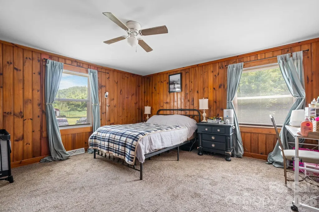 2970 Zacks Fork Road Lenoir NC 28645