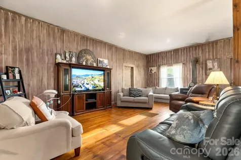 2970 Zacks Fork Road Lenoir NC 28645