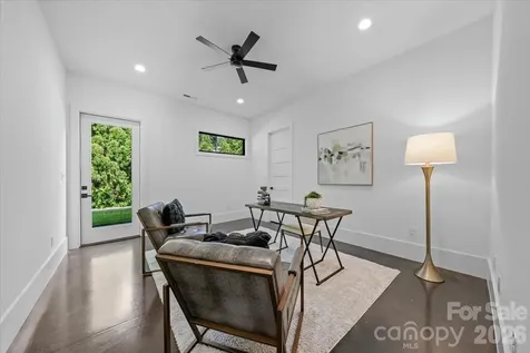 3304 Mar Vista Circle Charlotte NC 28209