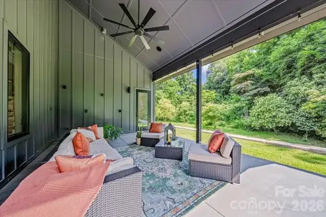 3304 Mar Vista Circle Charlotte NC 28209