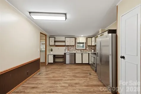 1309 Poole Gooden Road Hiddenite NC 28636