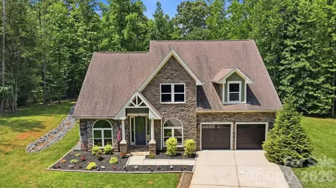 9151 Vagabond Road Charlotte NC 28227