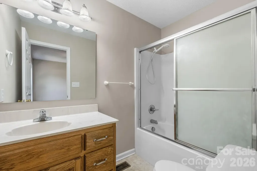4967 Addison Lane Hickory NC 28601