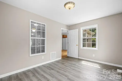 4967 Addison Lane Hickory NC 28601
