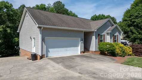 4967 Addison Lane Hickory NC 28601