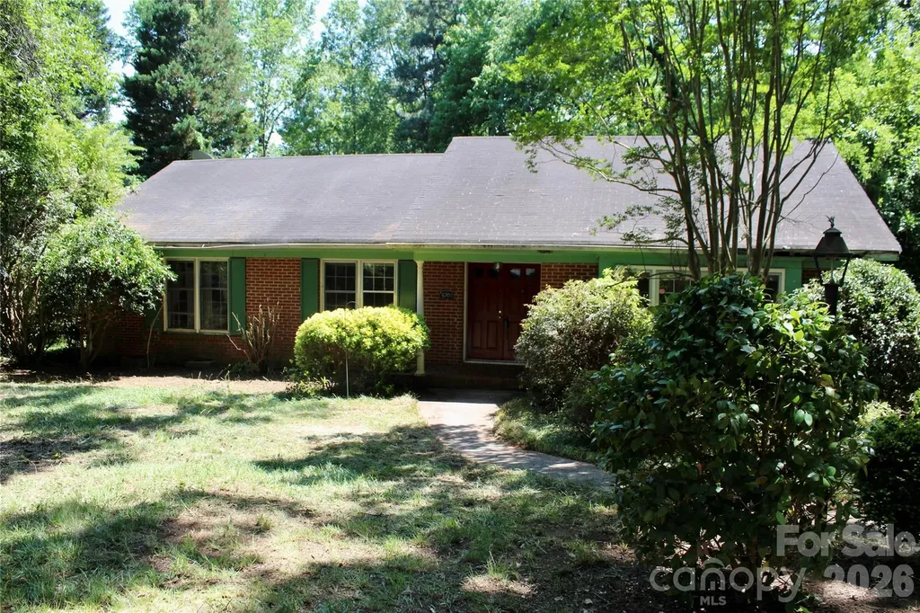 5700 Ganymede Place Charlotte NC 28227
