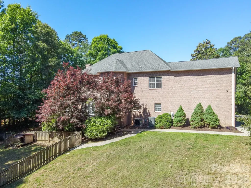381 Lake Forest Drive Taylorsville NC 28681