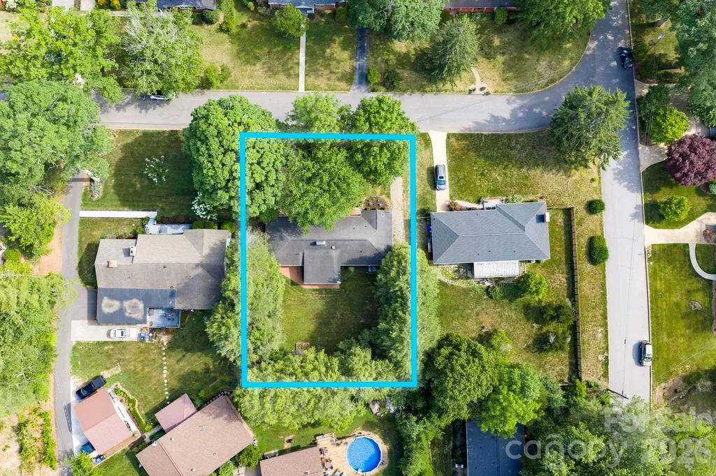 25 Bevlyn Drive Asheville NC 28803