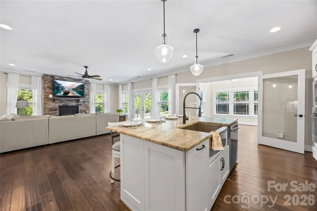334 Mccrary Road Mooresville NC 28117
