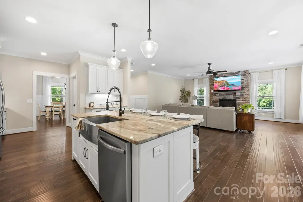334 Mccrary Road Mooresville NC 28117
