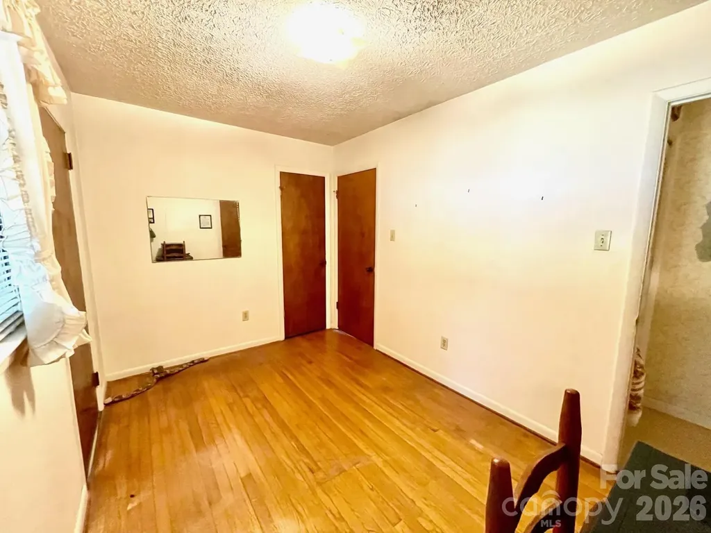 213 N Park Lane Black Mountain NC 28711
