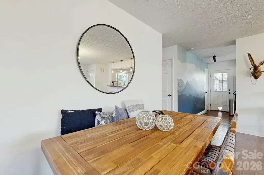 121 Oak Terrace Arden NC 28704