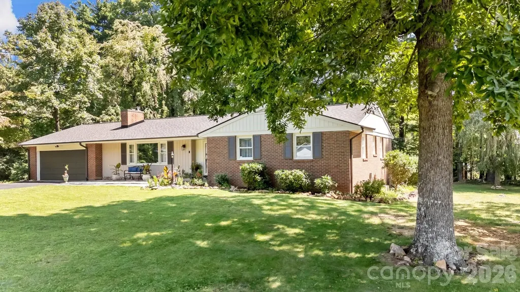 1 Oakwilde Drive Asheville NC 28803