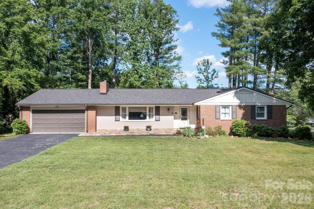 1 Oakwilde Drive Asheville NC 28803