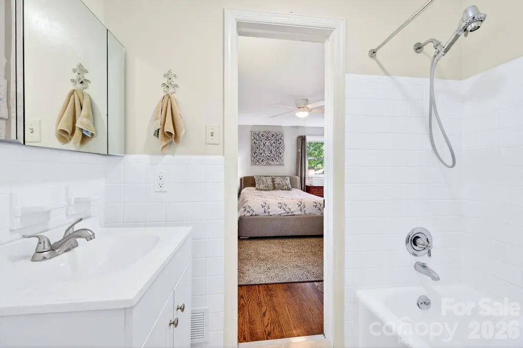 1 Oakwilde Drive Asheville NC 28803